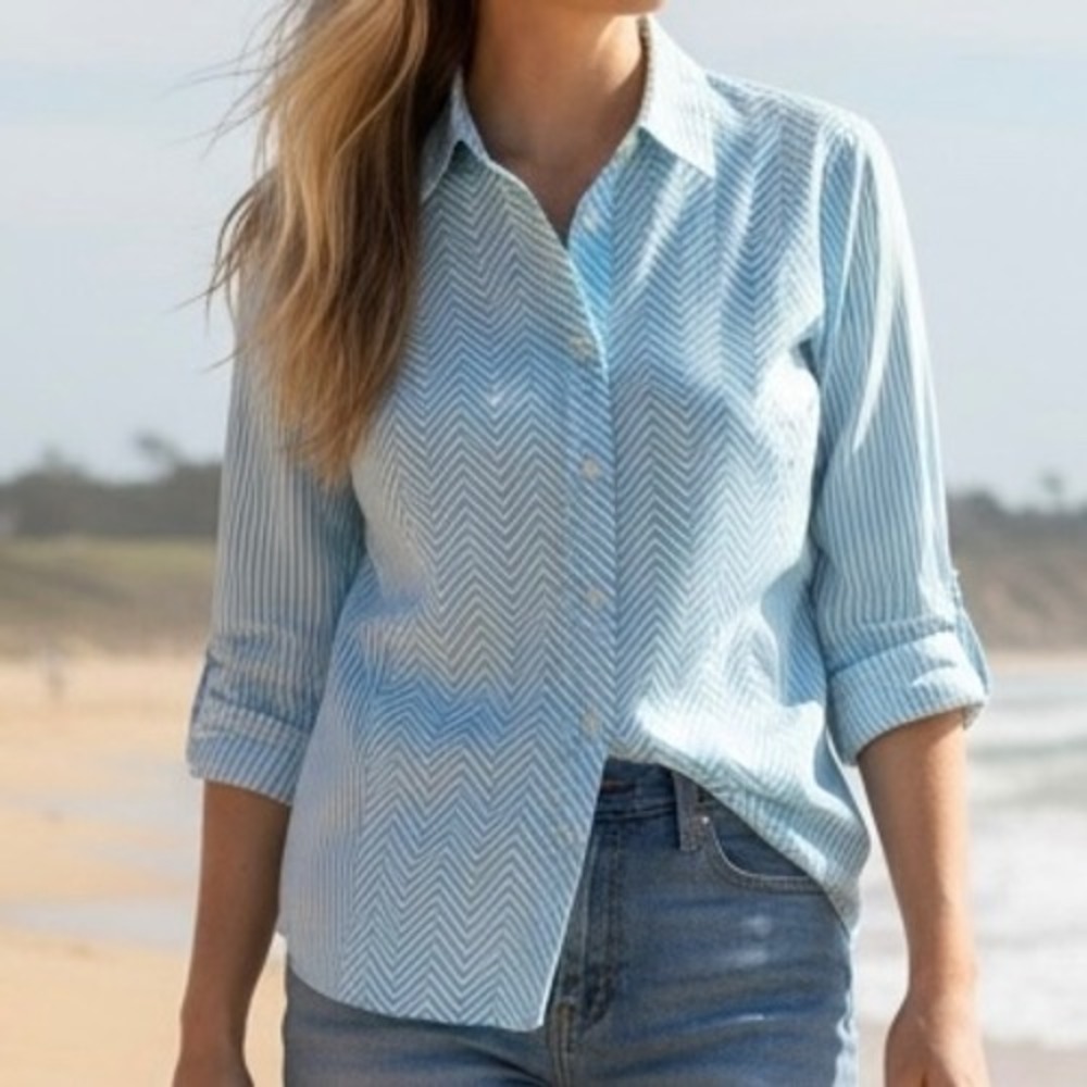 Talbots Women Shirt Sz 10 Blue White Striped Chevron 100% Cotton Hampton Classic